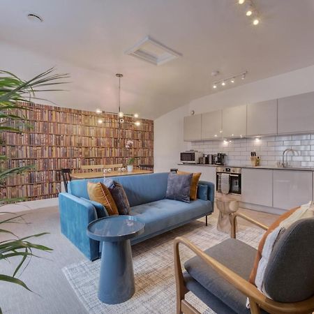 Beautiful Apartment On The Historic Rows Chester Buitenkant foto