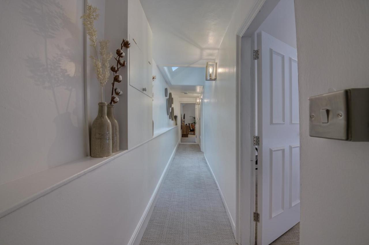 Beautiful Apartment On The Historic Rows Chester Buitenkant foto